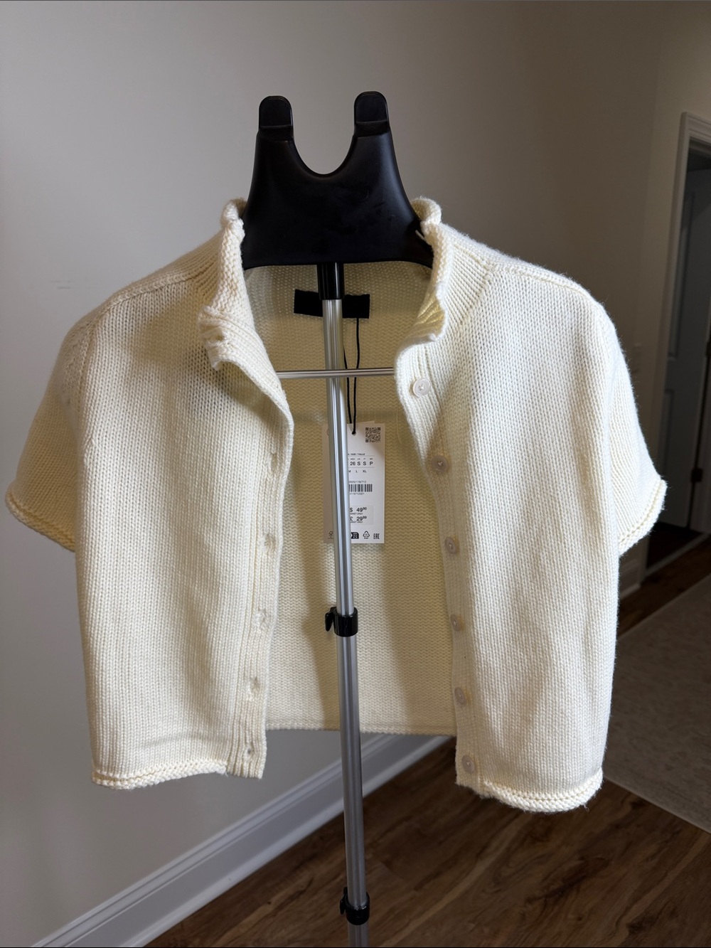Zara Cream Short-Sleeve Knit Button-Down Cardigan